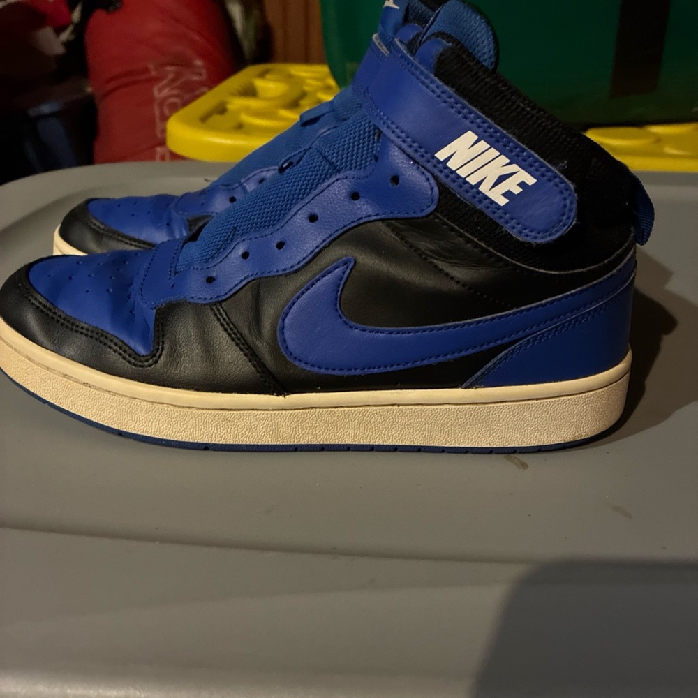 Nike Court Borough Mid 2 DM8872-001 Blue Basketball Shoes Boys Size 7Y